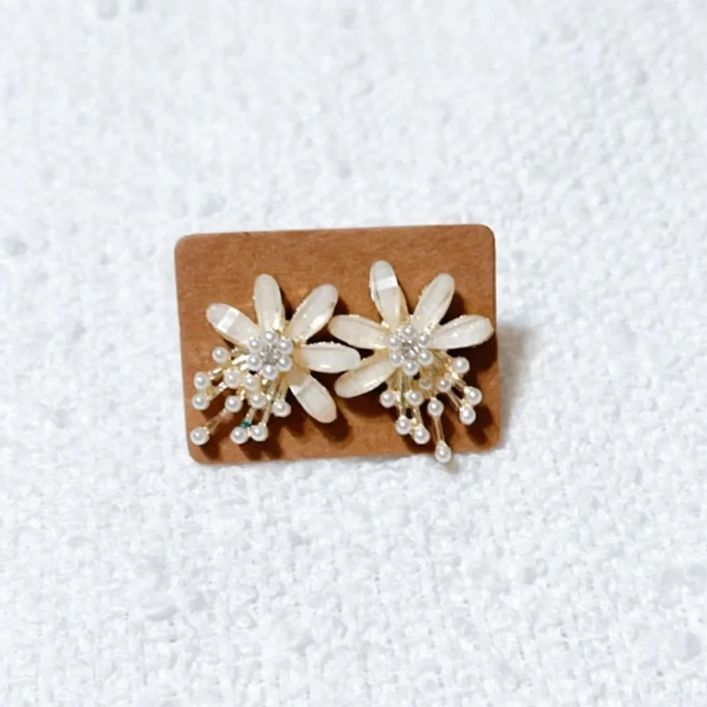 Flower  earrings  M193